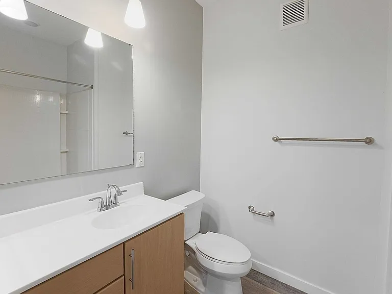 River Rock Apartments — Photo 82