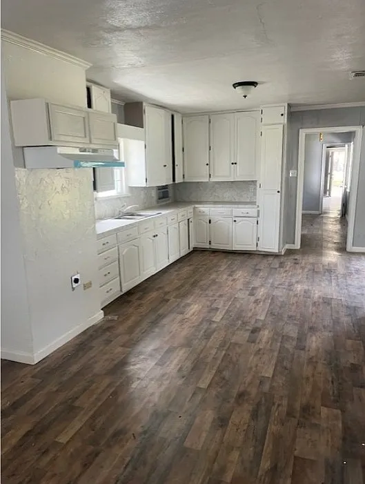 3 bed, 1872 sqft, $1,595 — Photo 3