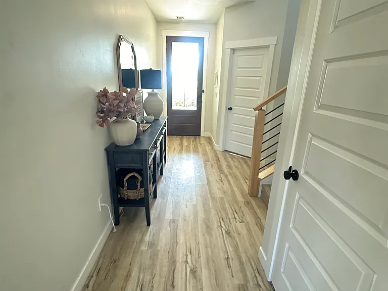 1492 N Porter Ln — Photo 22