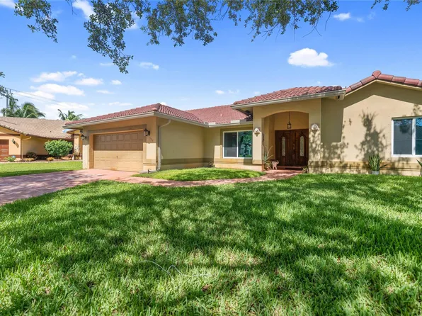 5392 SW 11th Street, Plantation, FL 33317
