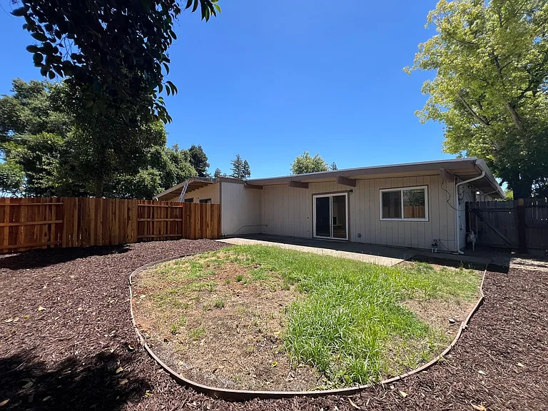 9379 Lujan Dr — Photo 35