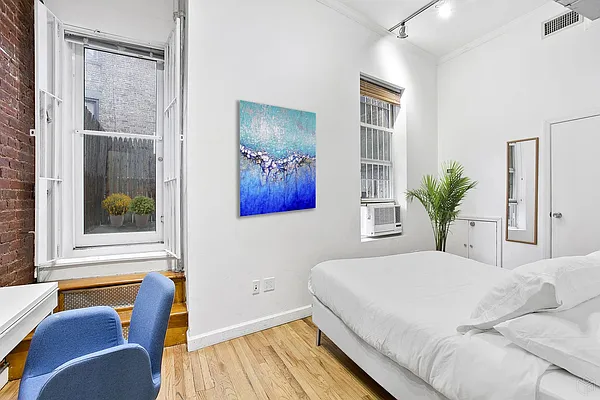 Rented by Halstead Real Estate | media 25