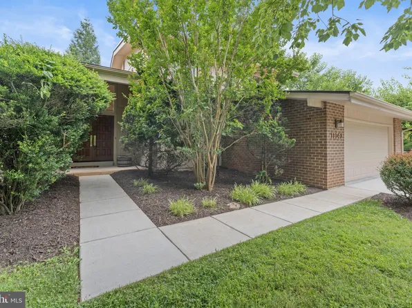 11141 Broad Green Dr, Potomac, MD 20854