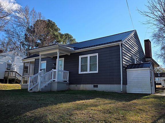 2nd image of 2105 Willow St