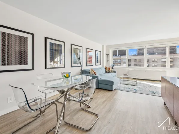 150 West End Avenue image 3 of 14