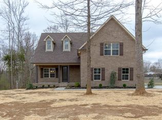 417 Hazel Dr, Greenbrier, TN 37073