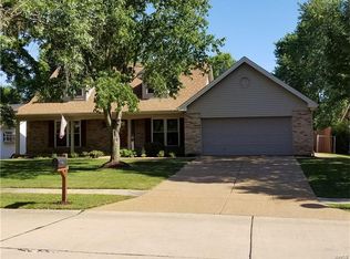 16410 Hollister Crossing Dr, Ballwin, MO