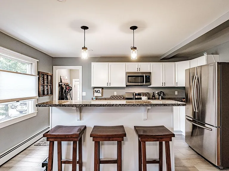 169 Holm Ave — Photo 4