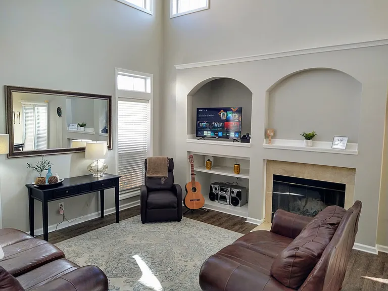 1467 Chamirey Dr SW — Photo 68