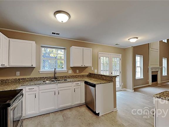 2nd image of 7827 Belchester Cir