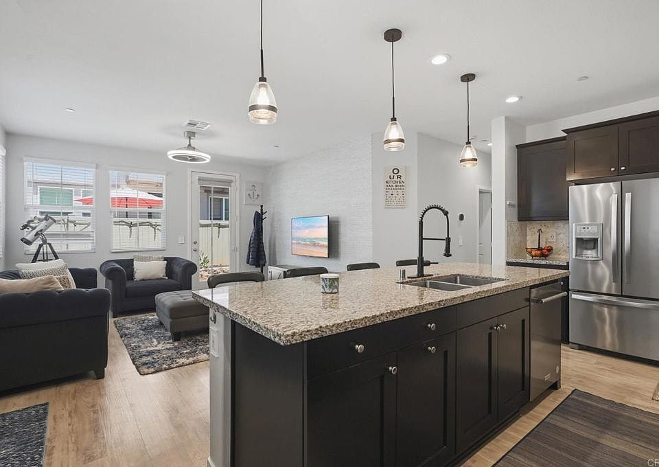 1st image of 4136 Palomar Way