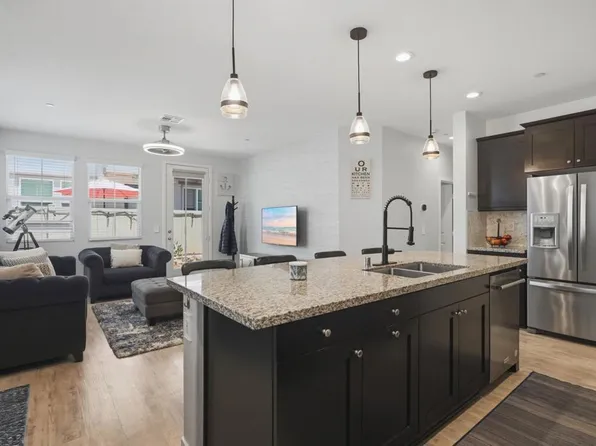 4136 Palomar Way, Oceanside, CA 92057