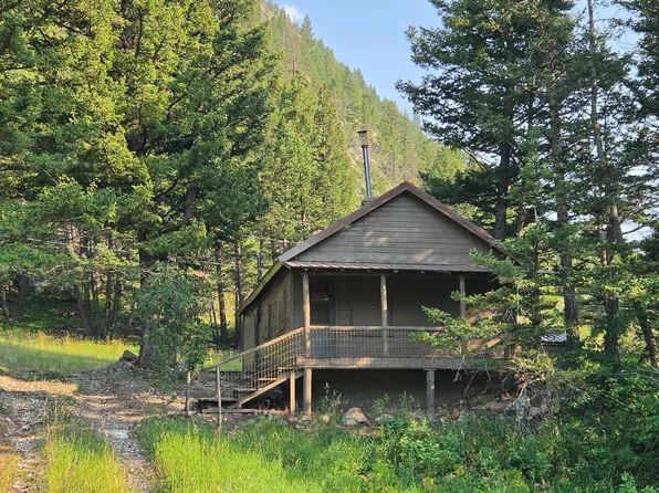 9268 Beaver Willow Rd, Augusta, MT 59410