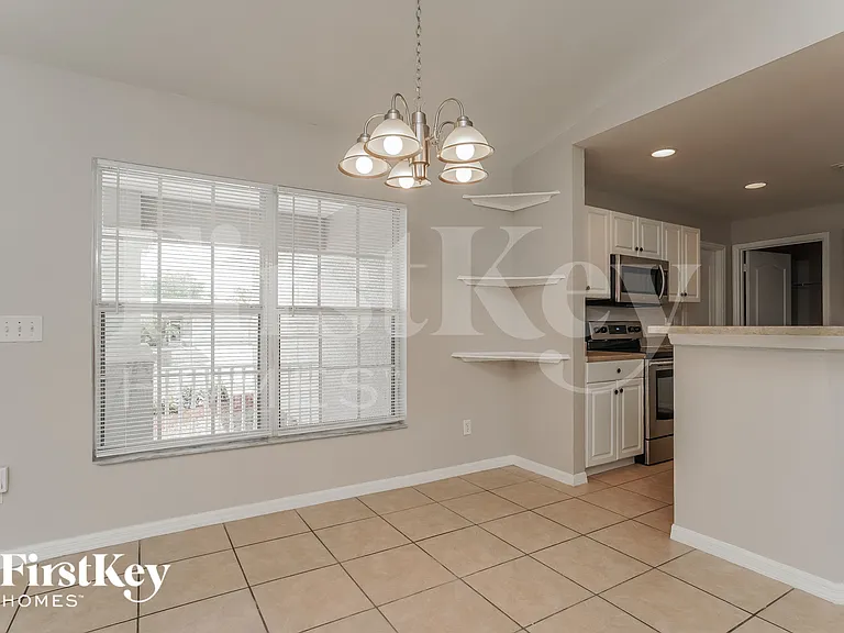 2908 51st St SW — Photo 4