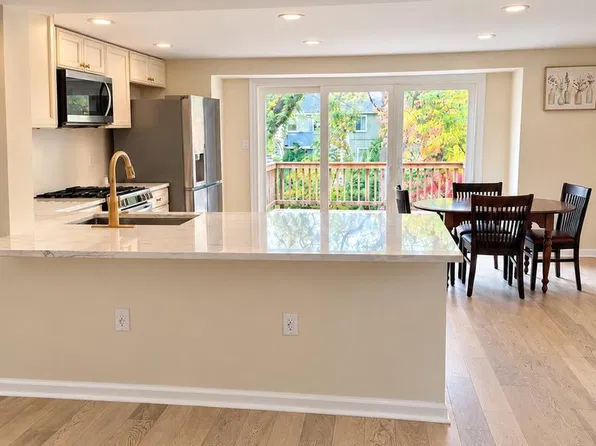 5445 Hildebrand Ct, Columbia, MD 21044