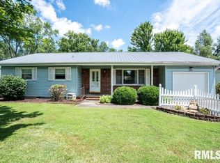 206 Patricia Ln, West Frankfort, IL 62896