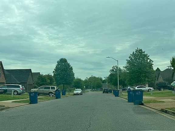4th image of 9086 Tremont Dr