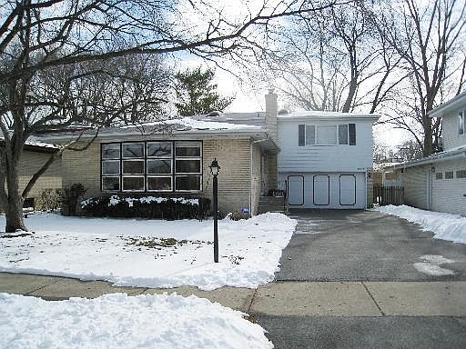 1st image of 3649 W Davis St