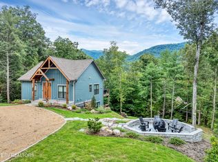 433 Laurel Rd, Townsend, TN 37882