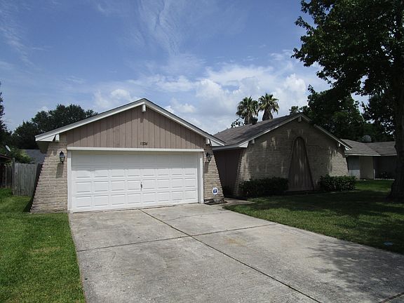 2nd image of 11226 Beauvoir Dr