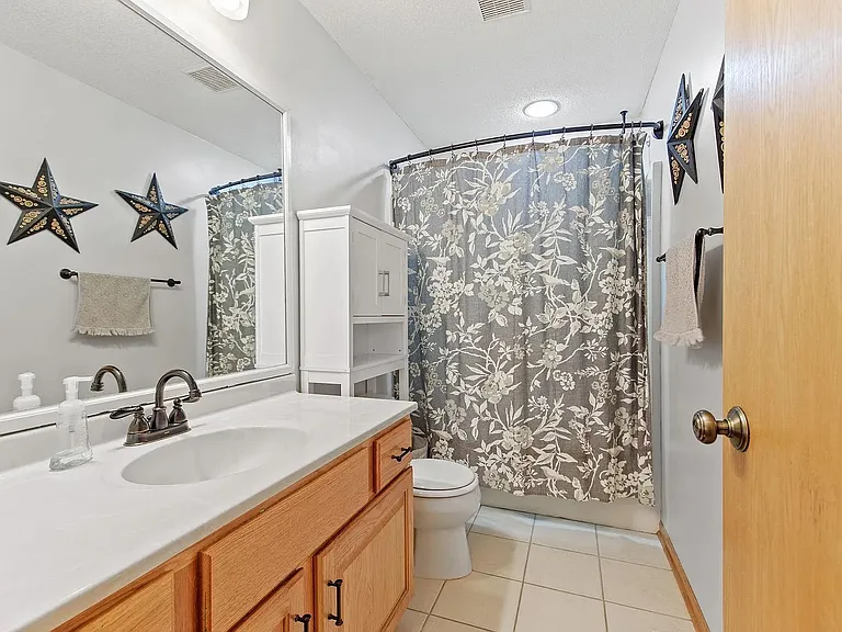 715 Black Forest Rd — Photo 2