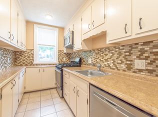 6 Laurel St #2, Chelsea, MA 02150