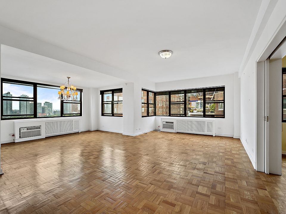 1st image of 20 Beekman Pl #12DE