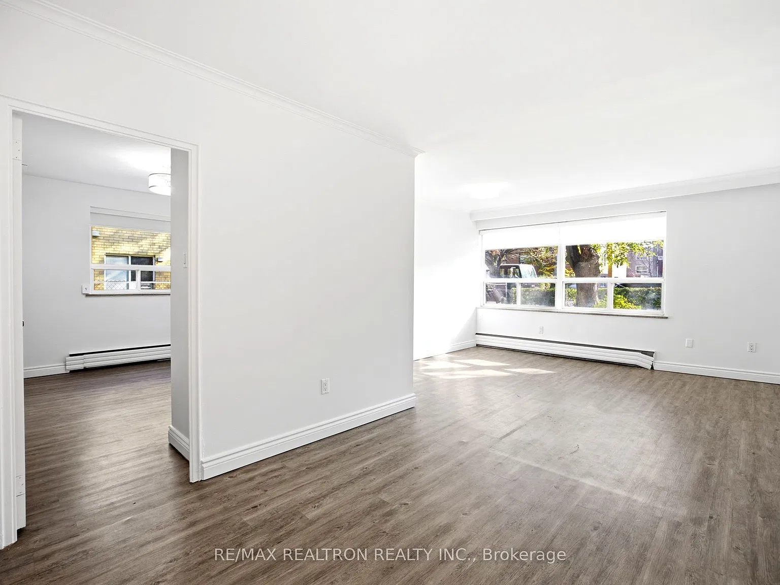 4 Meadowbrook Rd — Photo 2