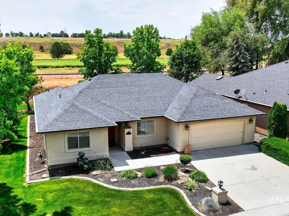 6635 E Greens Dr, Nampa, ID 83687