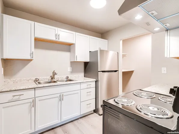 1508 Cedar Street, 1508 Cedar St #39, New London, WI 54961