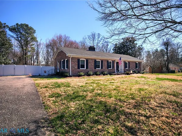 7717 Belroi Rd, Gloucester, VA 23061
