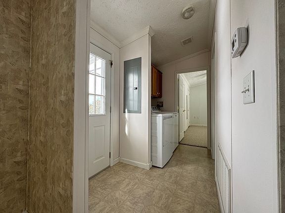 5th image of 10 Grandview Cir #9