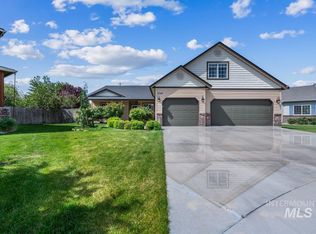 2542 N Rough Stone Pl, Meridian, ID 83642