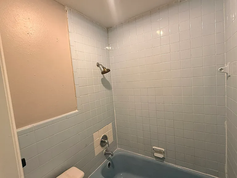 1600 Brentwood Dr #108 — Photo 6