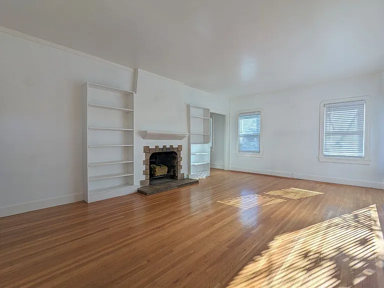 4736 Meldon Ave — Photo 3