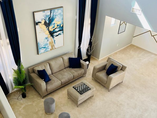 12378 E Calle Riobamba