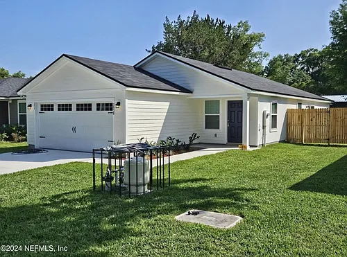 3938 Autumn Ln Photo 1