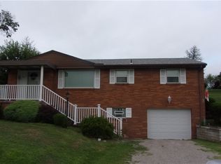 543 Country Club Rd, Washington, PA 15301