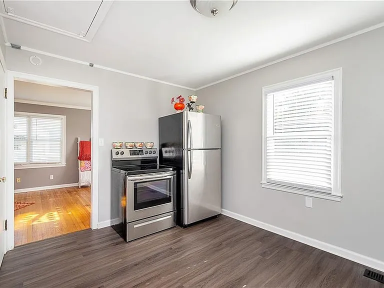 6028 Birchwood Ave — Photo 16