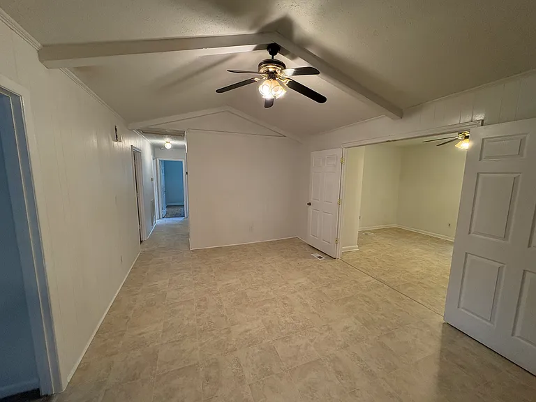 7003 Penndale Dr — Photo 6