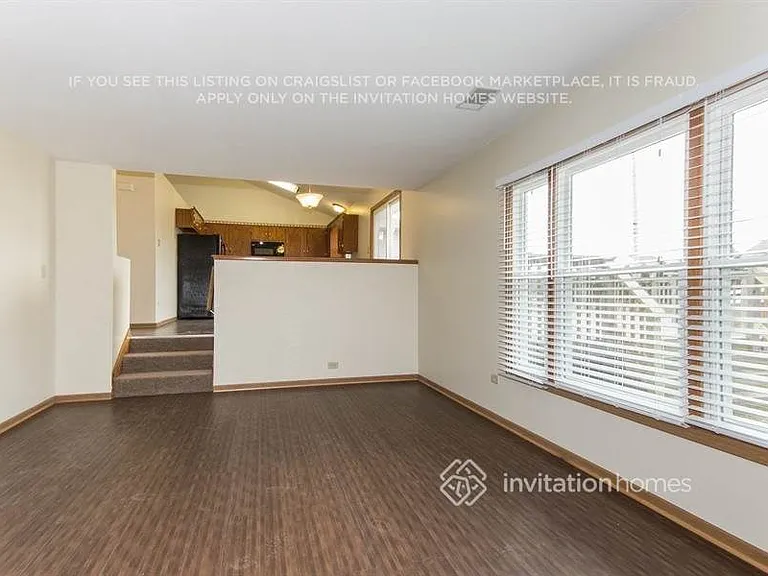 2305 Gustave Ln — Photo 2