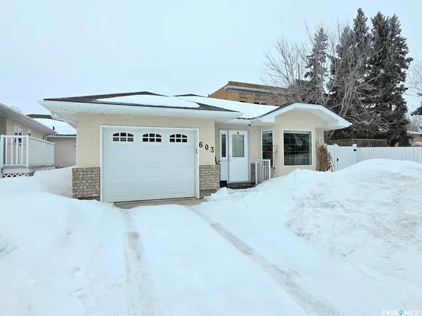 603 Main STREET, Melville, SK S0A 2P0