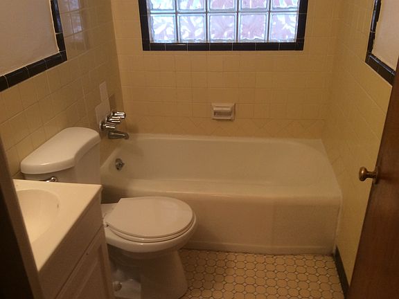 8509 ELMORE BATH_12282015