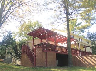 4230 University Dr, Fairfax, VA 22030