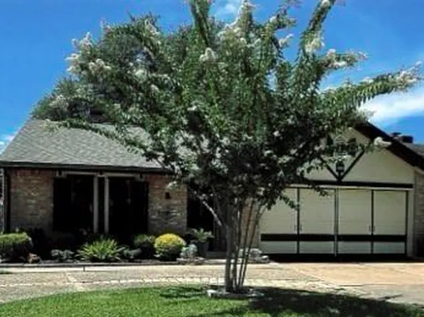 11939 Brook Meadows Ln, Meadows Place, TX 77477