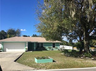 827 N 3rd St, Eagle Lake, FL 33839