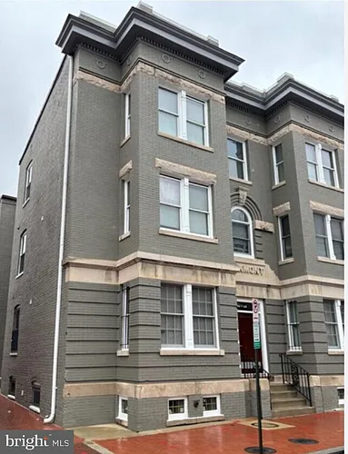 225 Morgan St NW Photo 1
