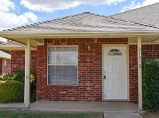 1010 Turkey Creek Ct UNIT B, Bridgeport, TX 76426