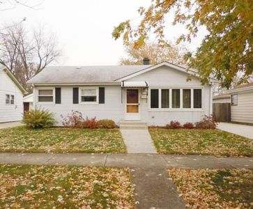 8737 S 51st Ave, Oak Lawn, IL, 60453