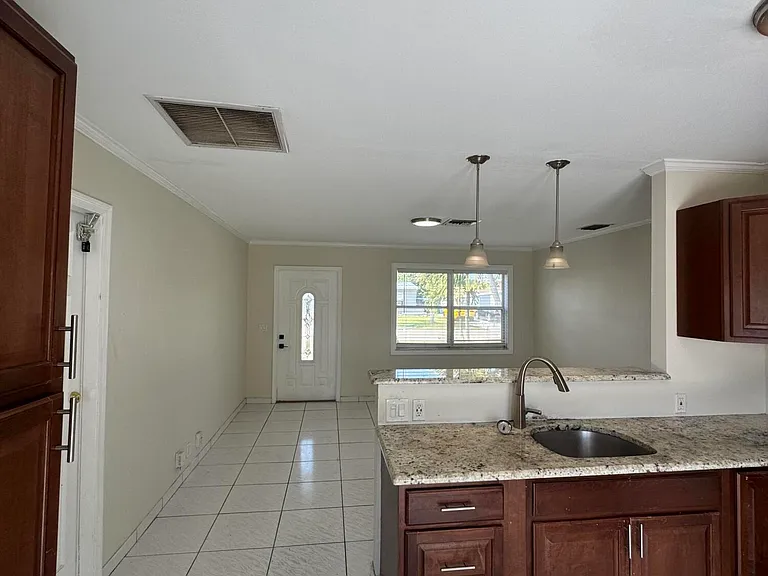 2905 Buckley Ave #1 — Photo 5